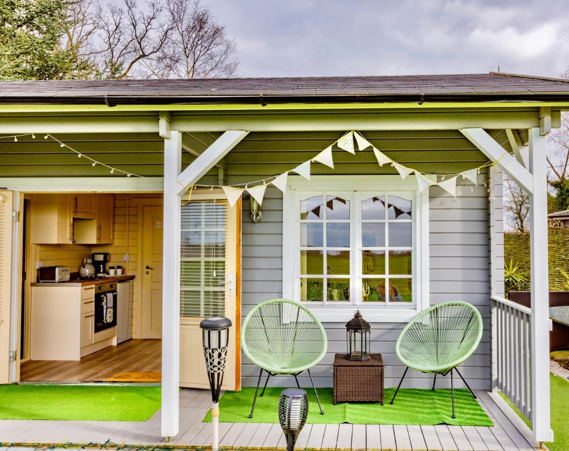 The Retreat Log Cabin Sudbury  Exterior foto